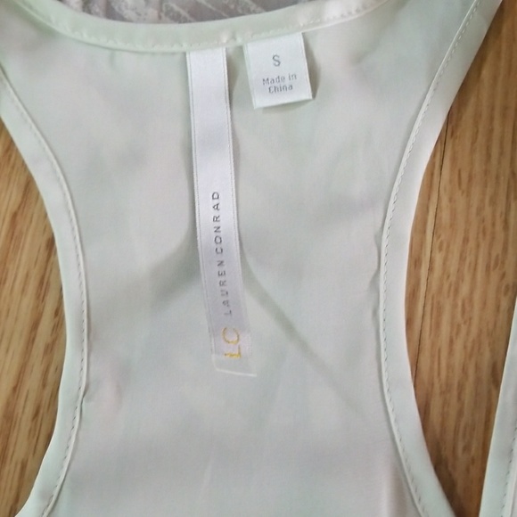 Lauren Conrad tank top - Picture 2 of 3